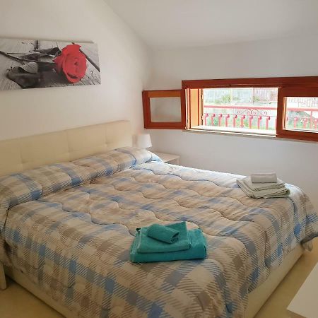 La Casa Del Sole Sorgente Apartment เลโตยานนี ภายนอก รูปภาพ