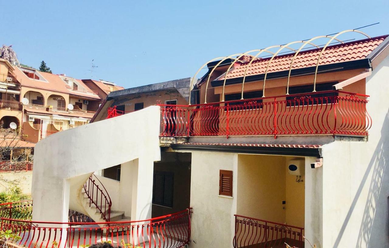 La Casa Del Sole Sorgente Apartment เลโตยานนี ภายนอก รูปภาพ