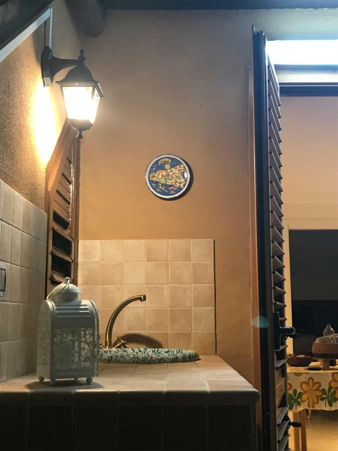 La Casa Del Sole Sorgente Apartment เลโตยานนี ภายนอก รูปภาพ