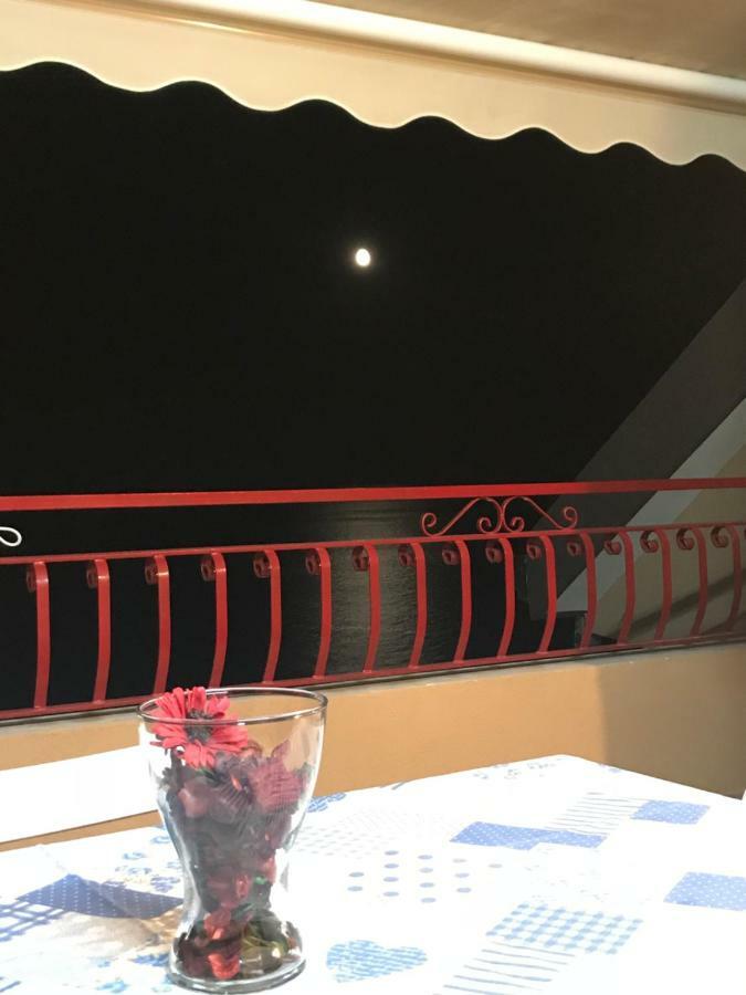 La Casa Del Sole Sorgente Apartment เลโตยานนี ภายนอก รูปภาพ